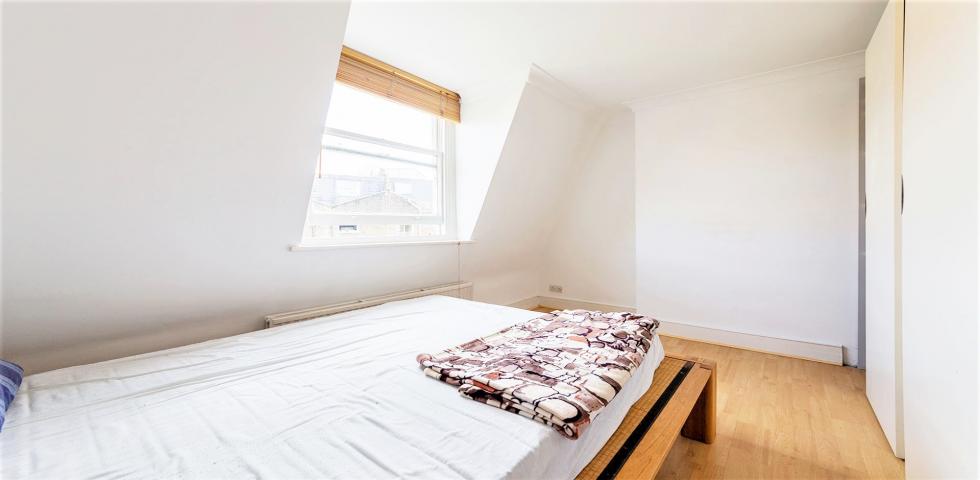 			1 Bedroom, 1 bath, 1 reception Flat			 Marylands Road, MAIDA VALE